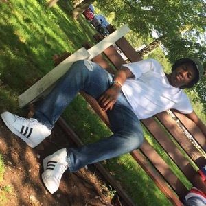 Meet your Posher, Abdoula